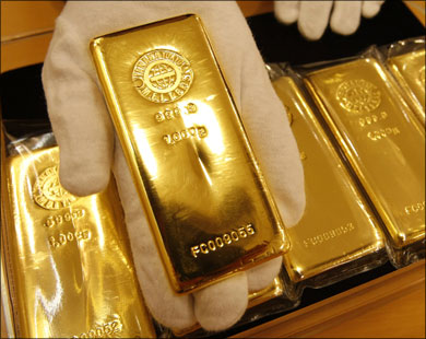 الذهب يرتفع مع اليورو والأسهم